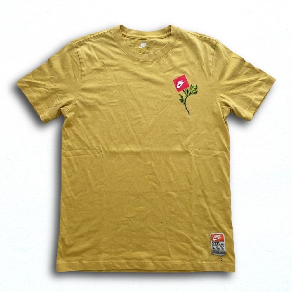 Nike Sportswear Mens Small Yellow Rose Graphic T-Shirt Grow Your Own Soul Tee